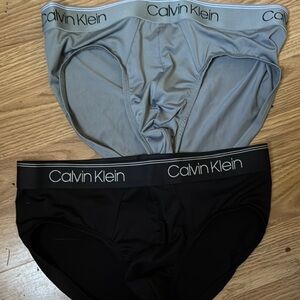 Calvin Klein Men's Briefs - Gray and Black